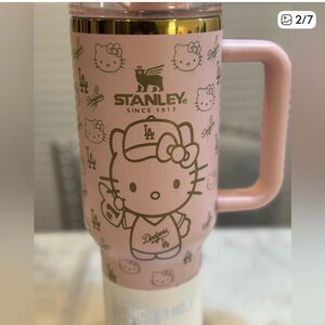 Stanley Hello Kitty Pink Tumbler LA Dodgers Limited edition